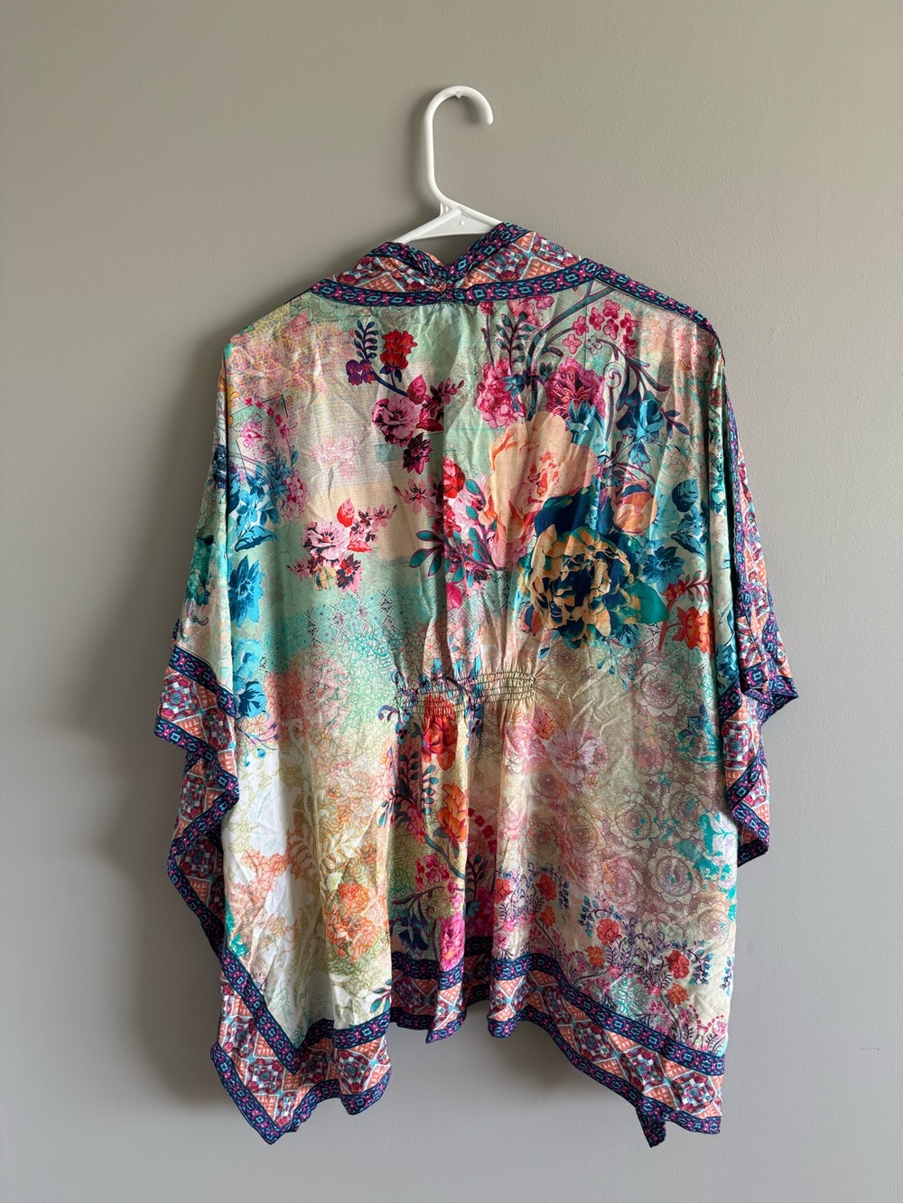 Tolani Raelyn Floral Border Kimono - Picture 2 of 4
